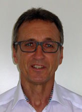 Dr. Henning Schwarze